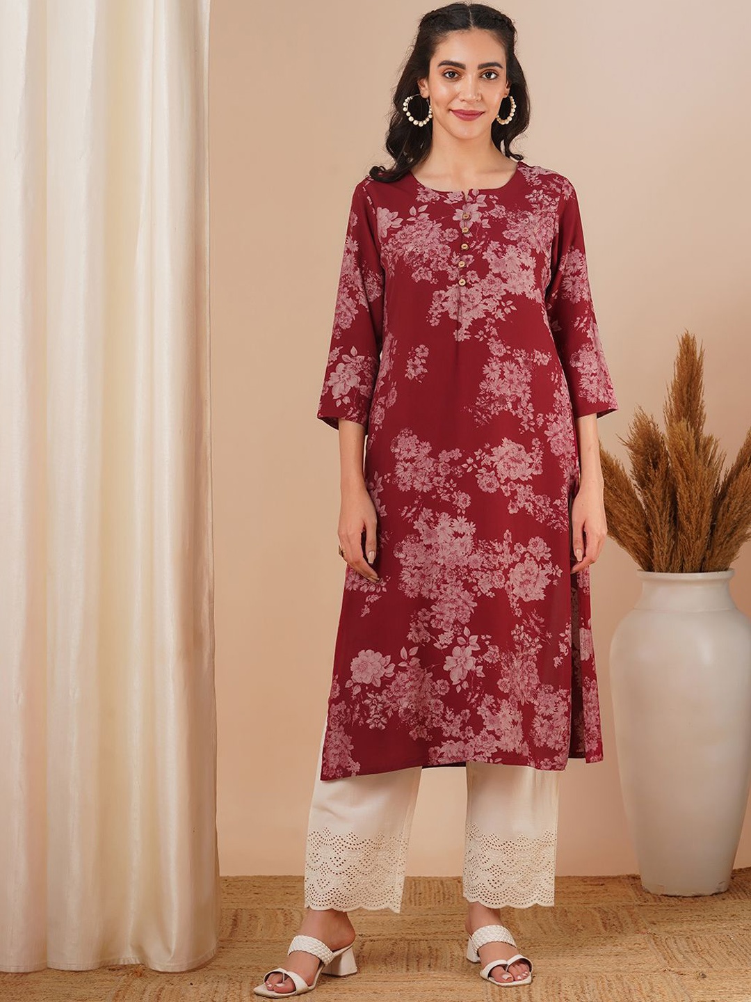 

FASHOR Women Floral Printed Kurta, Maroon