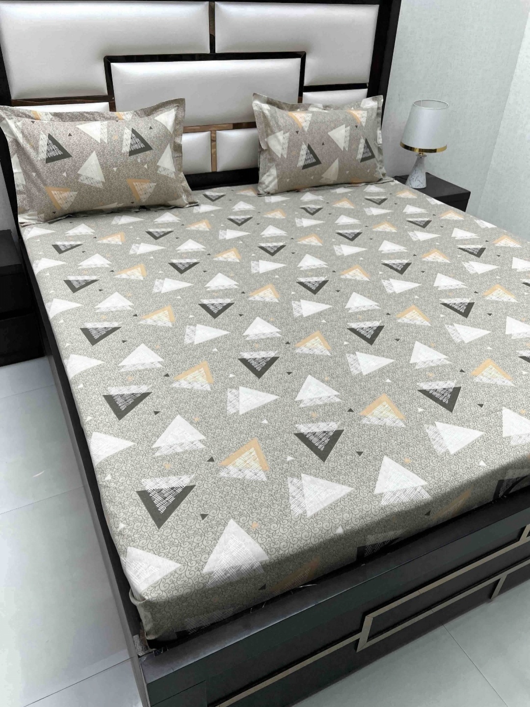 

Pure Decor Cotton Queen Size Double Bedsheet With 2 Pillow Covers 2.28m X 2.54m, Brown