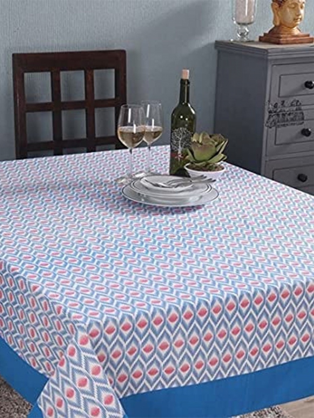 

Lushomes Blue Cotton 6-Seater Table Cover