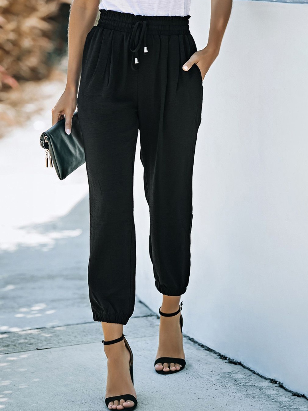 

StyleCast Women Mid-Rise Joggers Trousers, Black