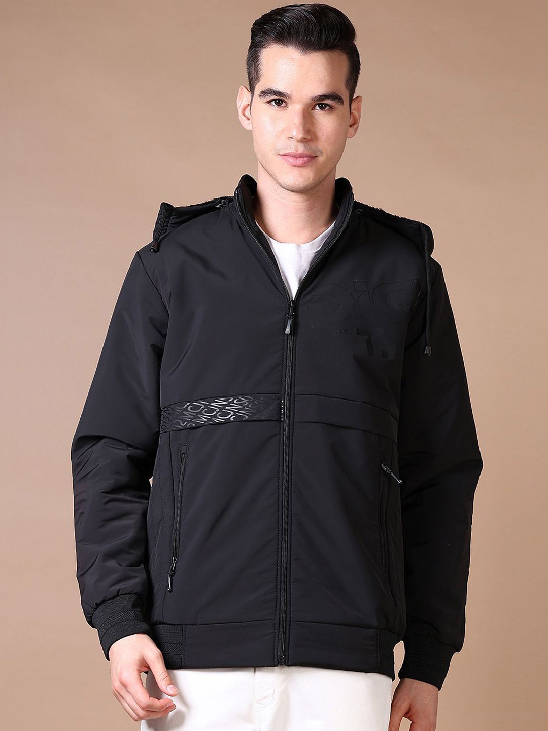 

V-Mart Men Padded Jacket, Black
