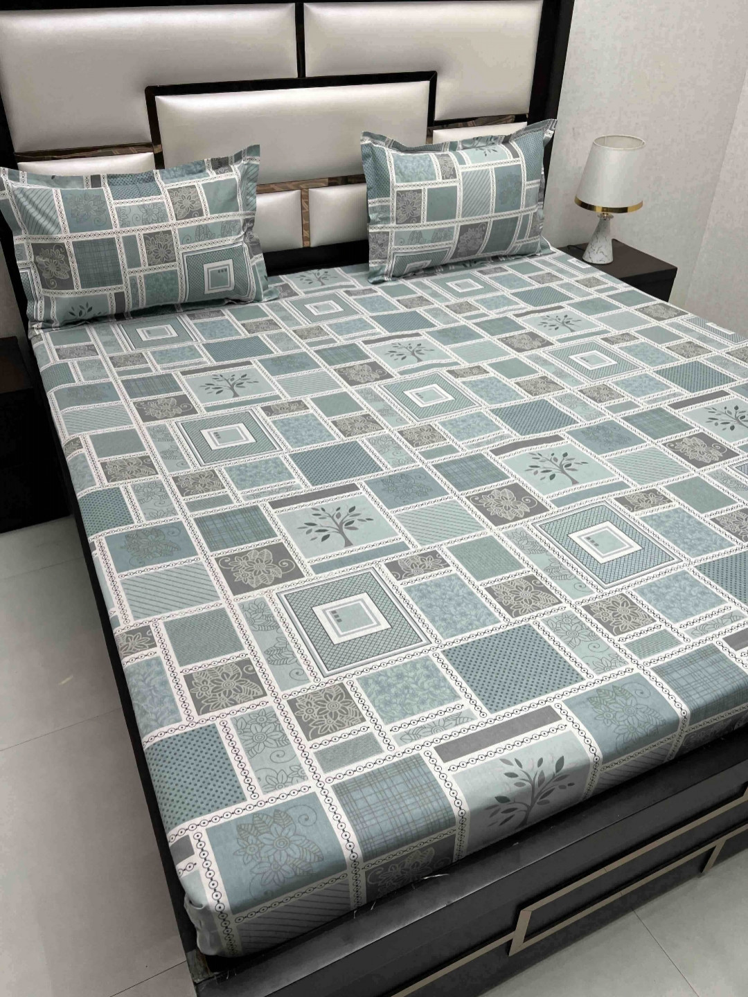 

Pure Decor Passion Grey Floral Printed 330 TC Queen Bedsheet Set 2.28 m x 2.56 m