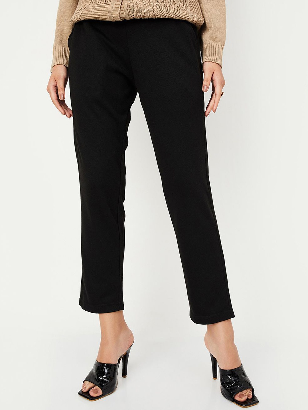 

max Women Regular Trousers, Black