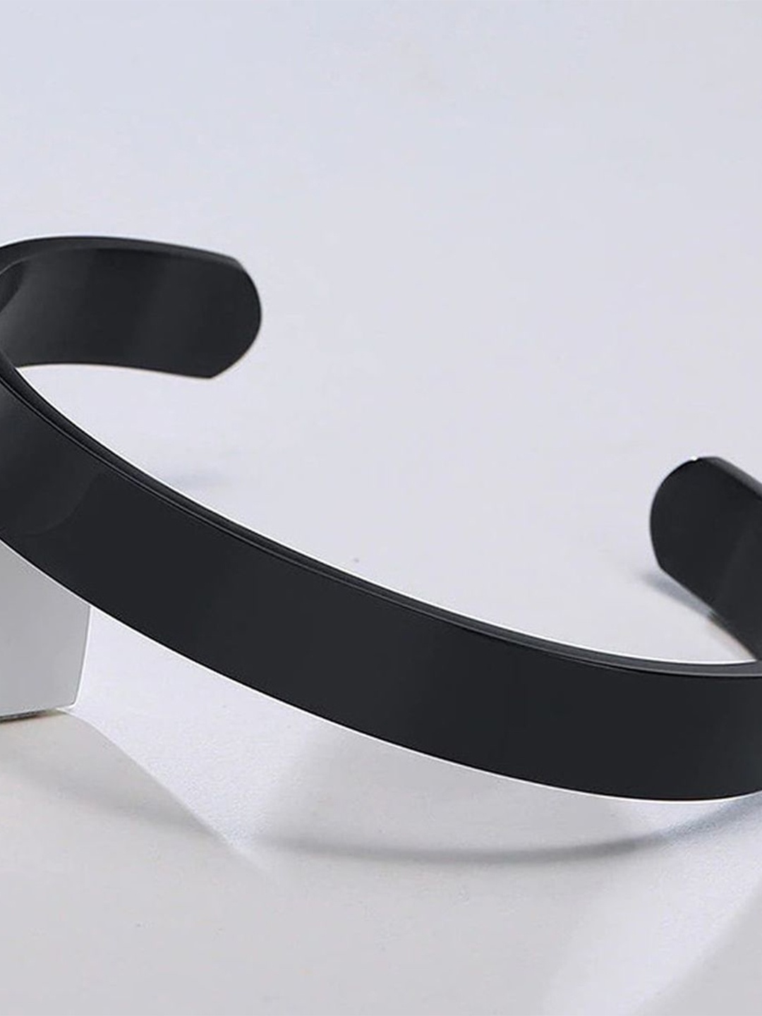 

ZIVOM Men Cuff Bracelet, Black