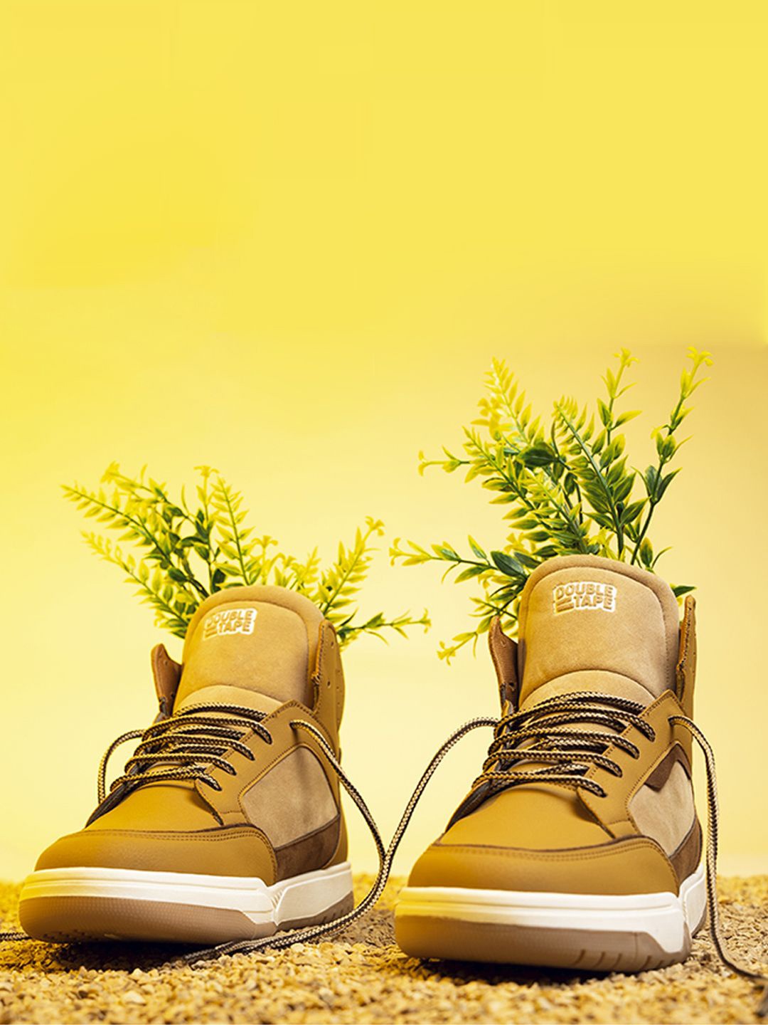 

DOUBLE TAPE Men Elevate X Sneakers, Tan