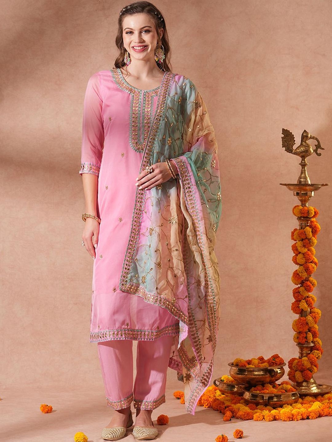 

FASHOR Women Ethnic Gota Patti Embroidered Straight Fit Kurta With Trousers & Dupatta, Pink