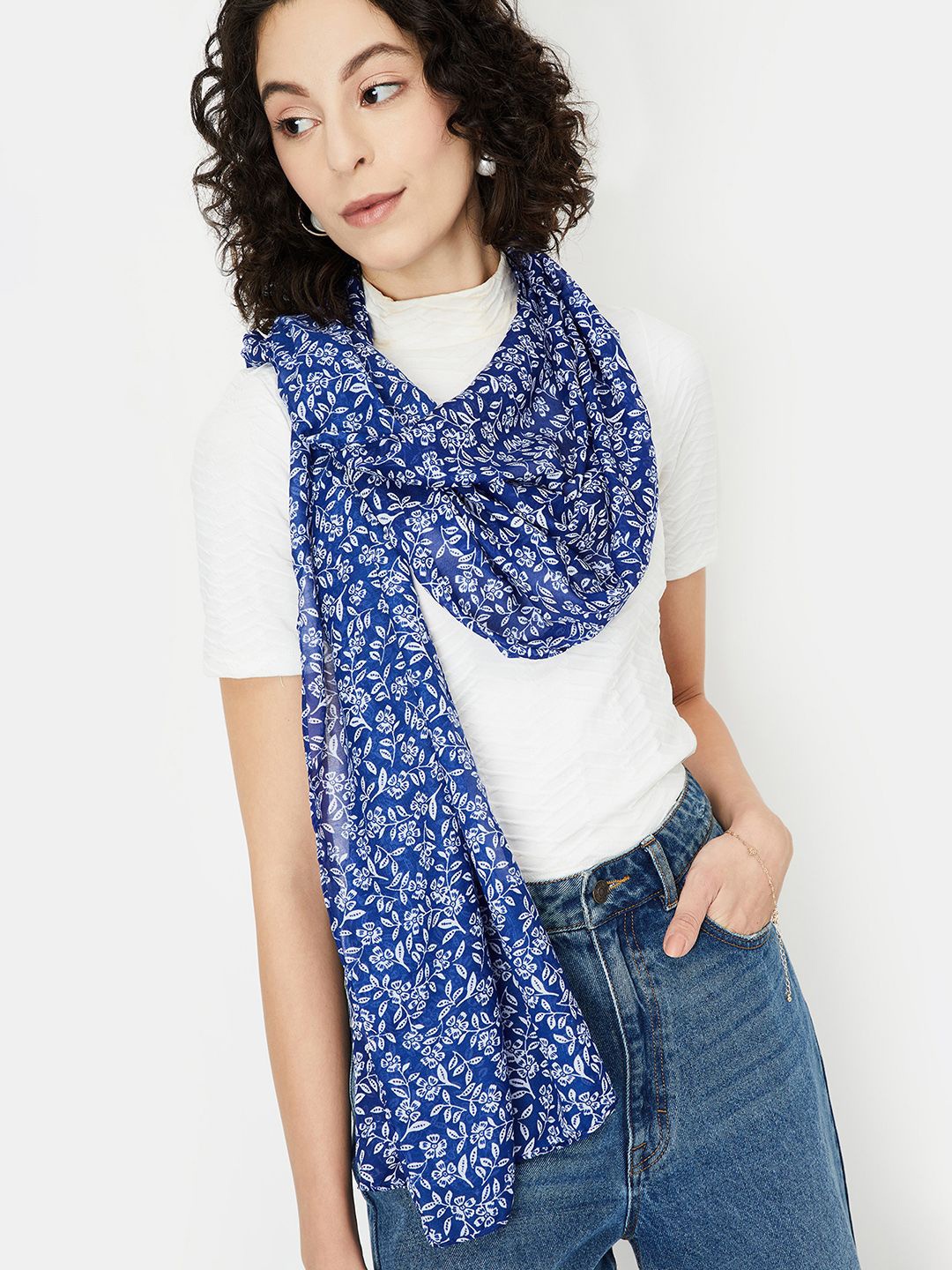 

max Women Printed Scarf, Blue