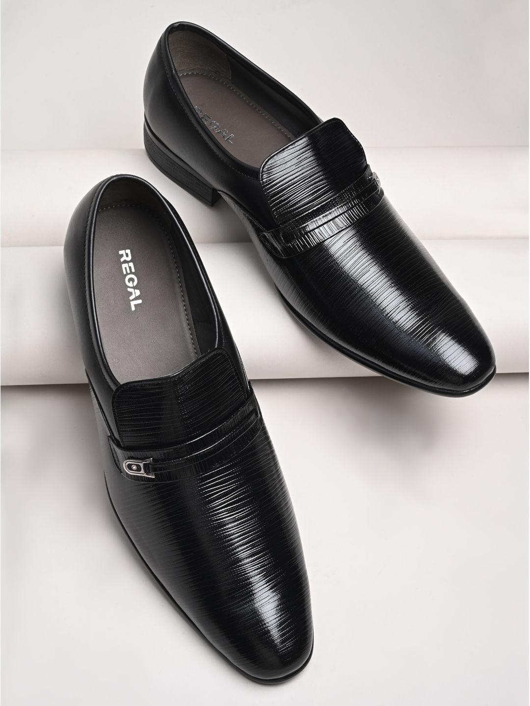 

Regal Men Textured Formal Slip-Ons, Black