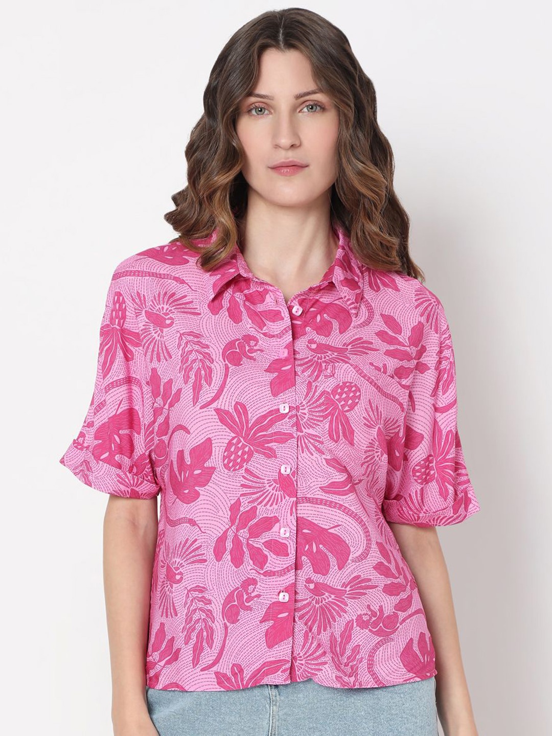

Vero Moda Women Floral Opaque Printed Casual Shirt, Pink