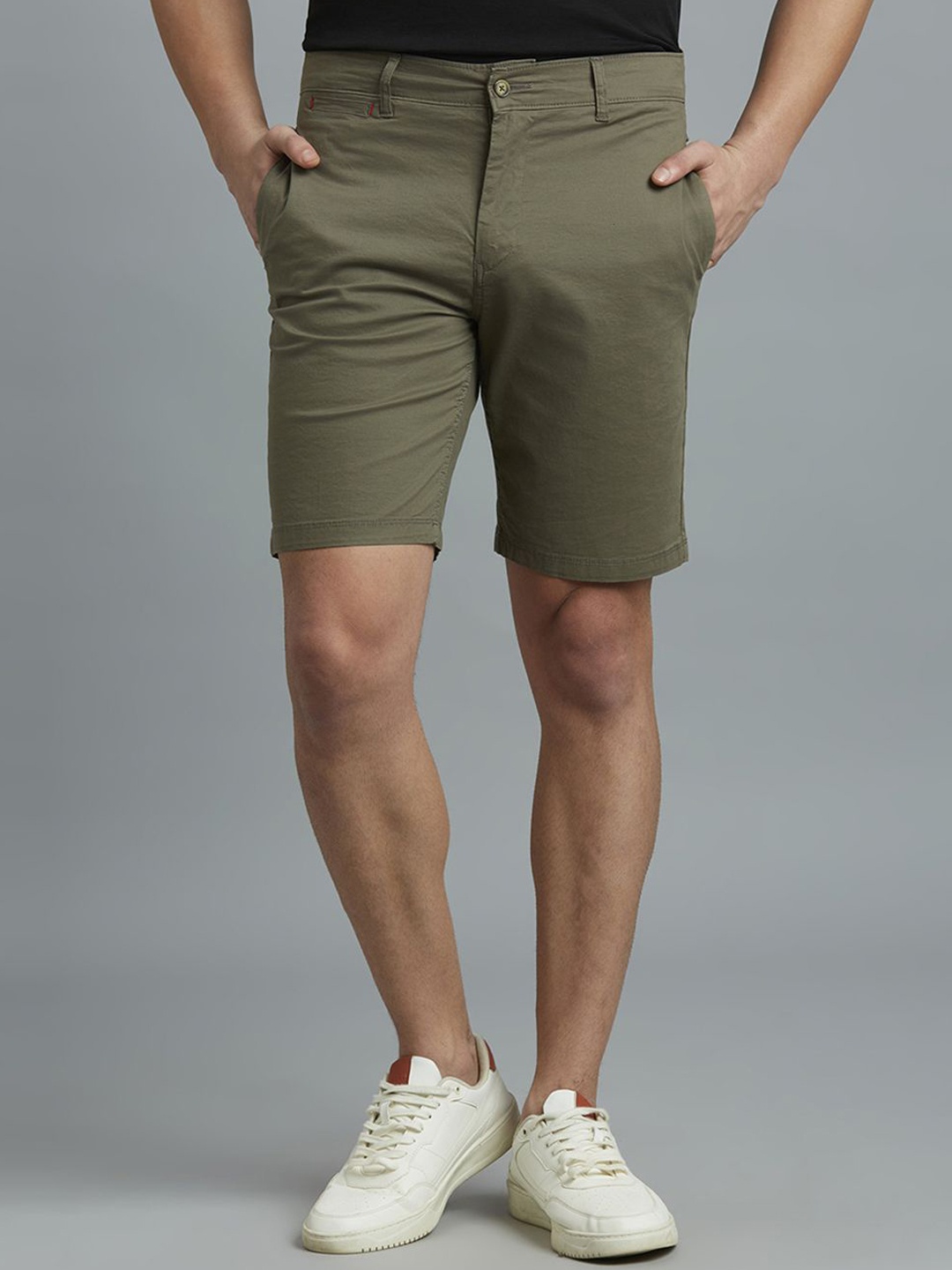 

Reid & Taylor Men Regular Fit Mid-Rise Shorts, Green