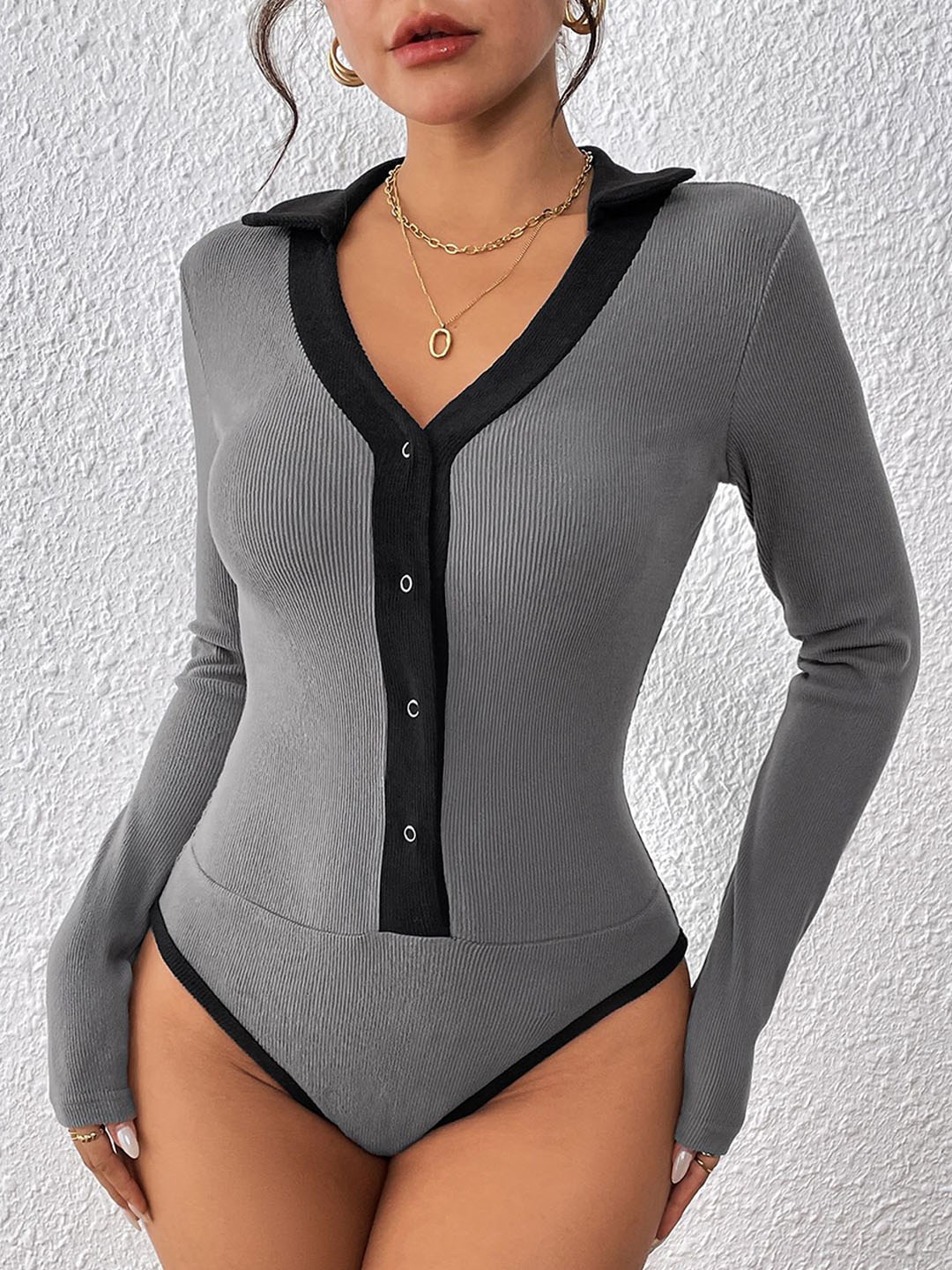 

StyleCast V-Neck Bodysuit, Grey