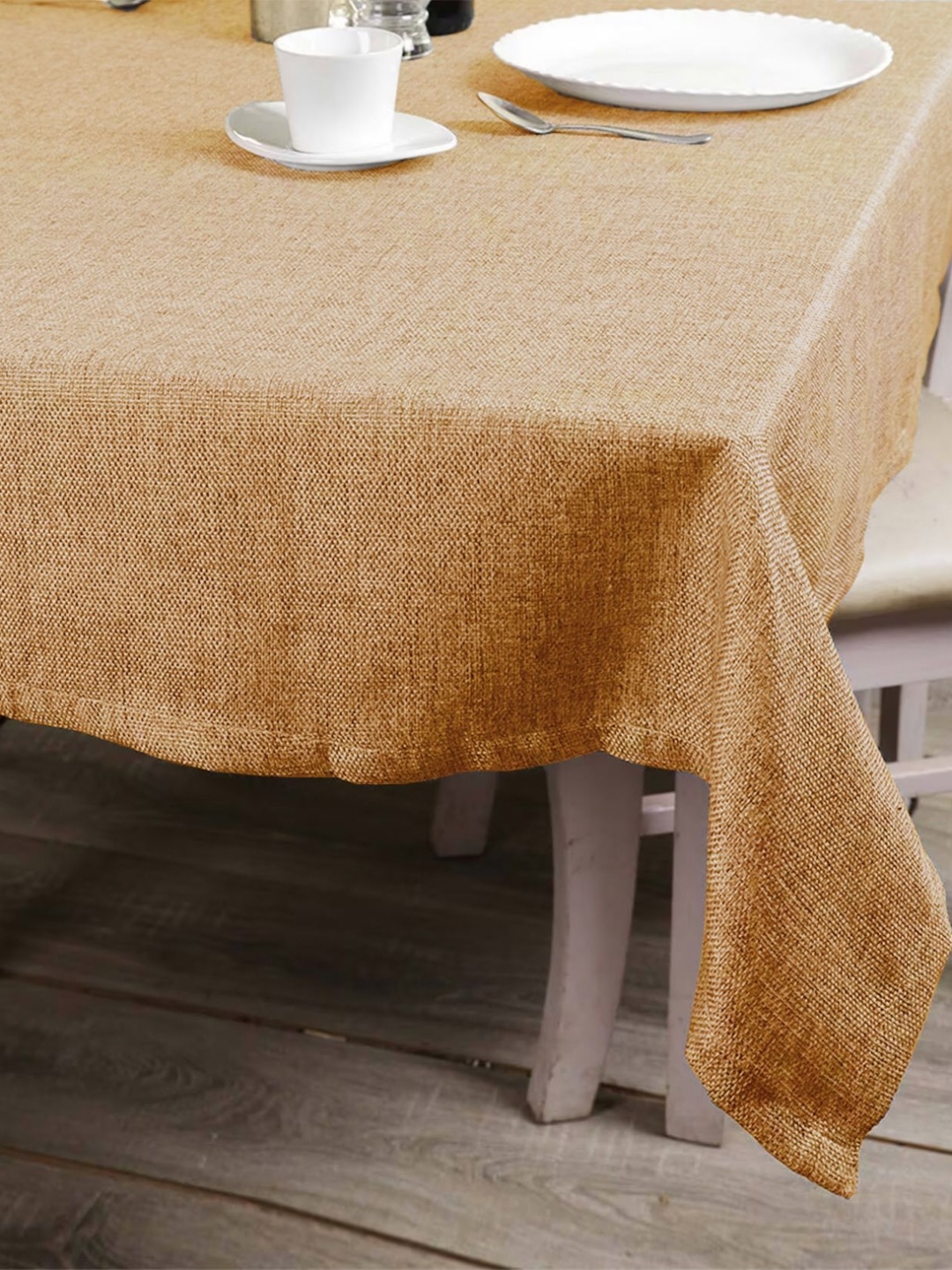 

Lushomes Beige 6-Seater Table Cover