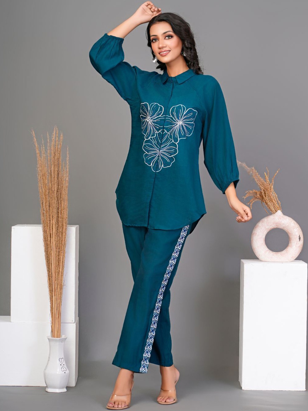 

Kaftanize Shirt Collar Embroidered Shirt with Trouser, Green