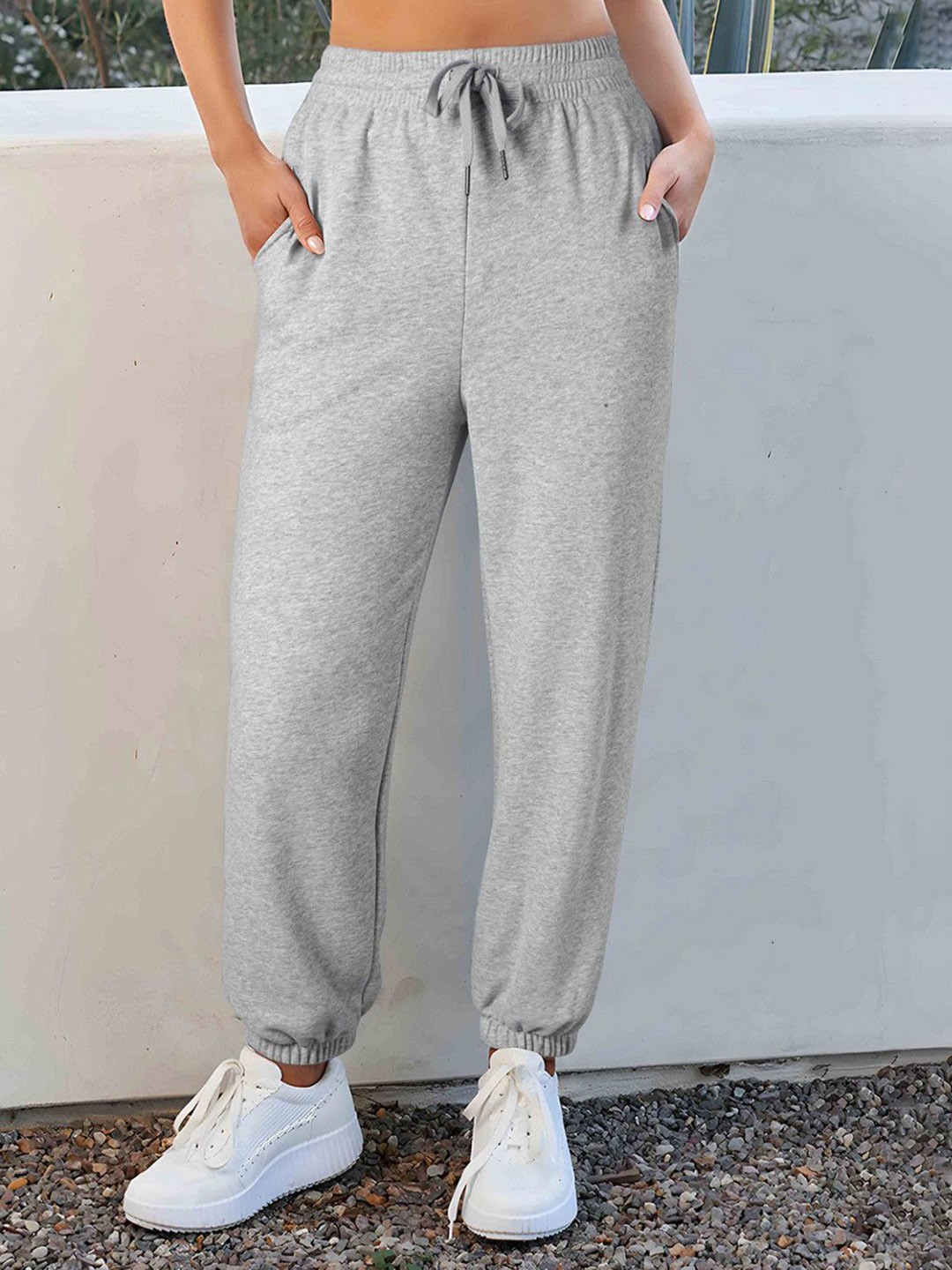 

StyleCast Women Regular Fit Mid-Rise Joggers Trouser, Grey