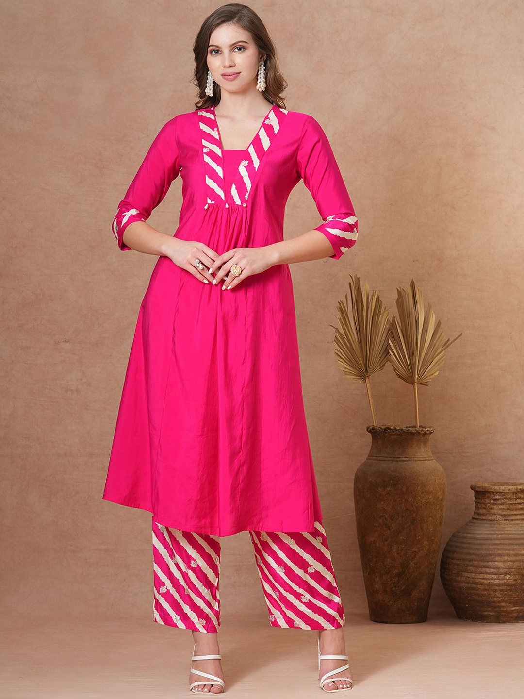 

FASHOR Pink V-Neck Dyed Muslin Silk Tunic with Palazzo
