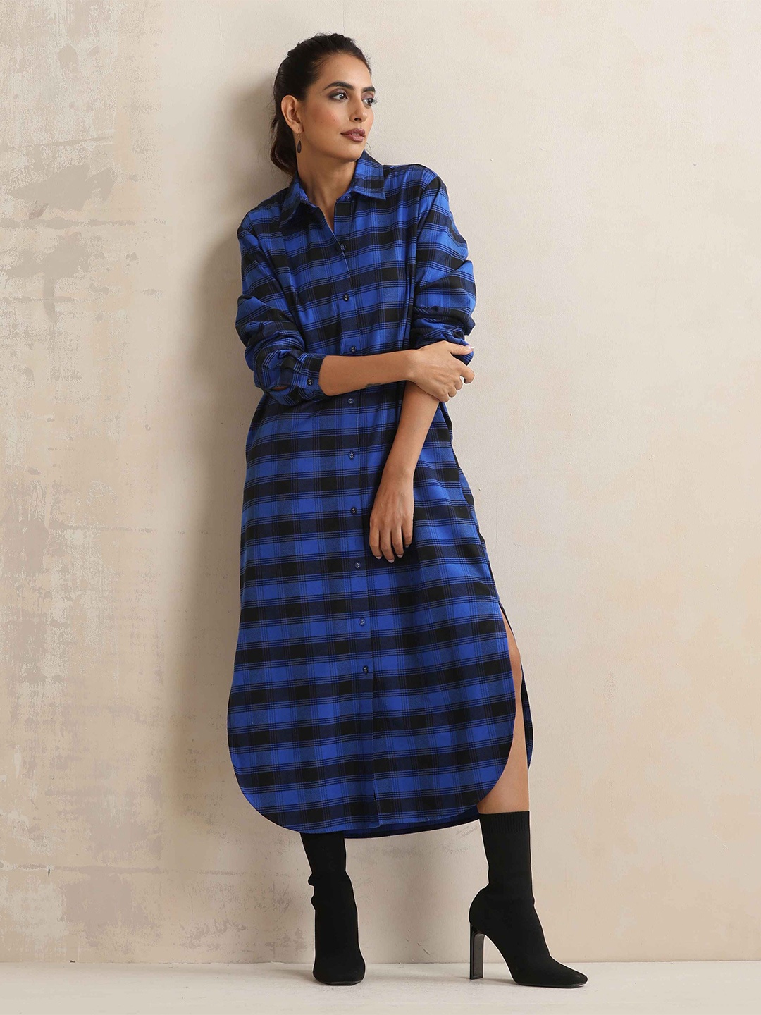 

trueBrowns Checked Woollen Shirt Midi Dress, Blue