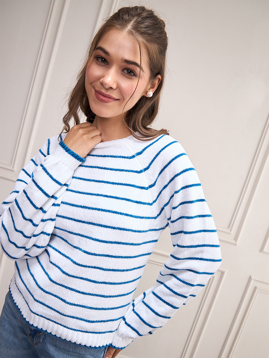 

SASSAFRAS Women Striped Pullover, Blue