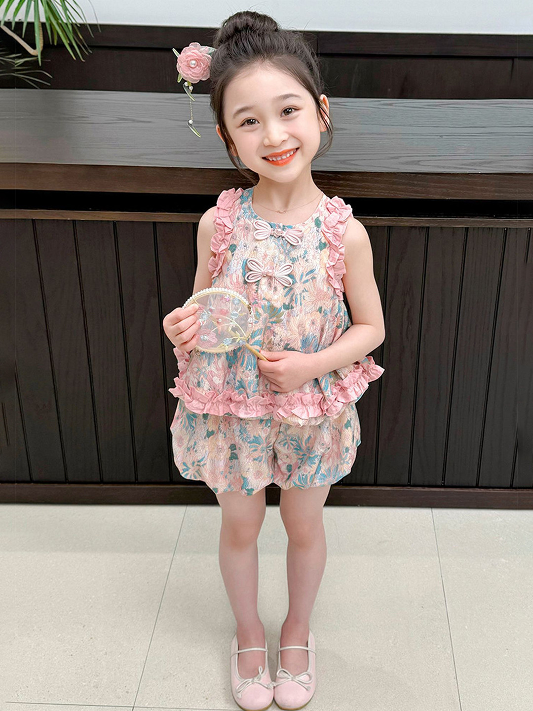 

LULU & SKY Girls Printed Round Neck Sleeveless Top With Shorts, Pink