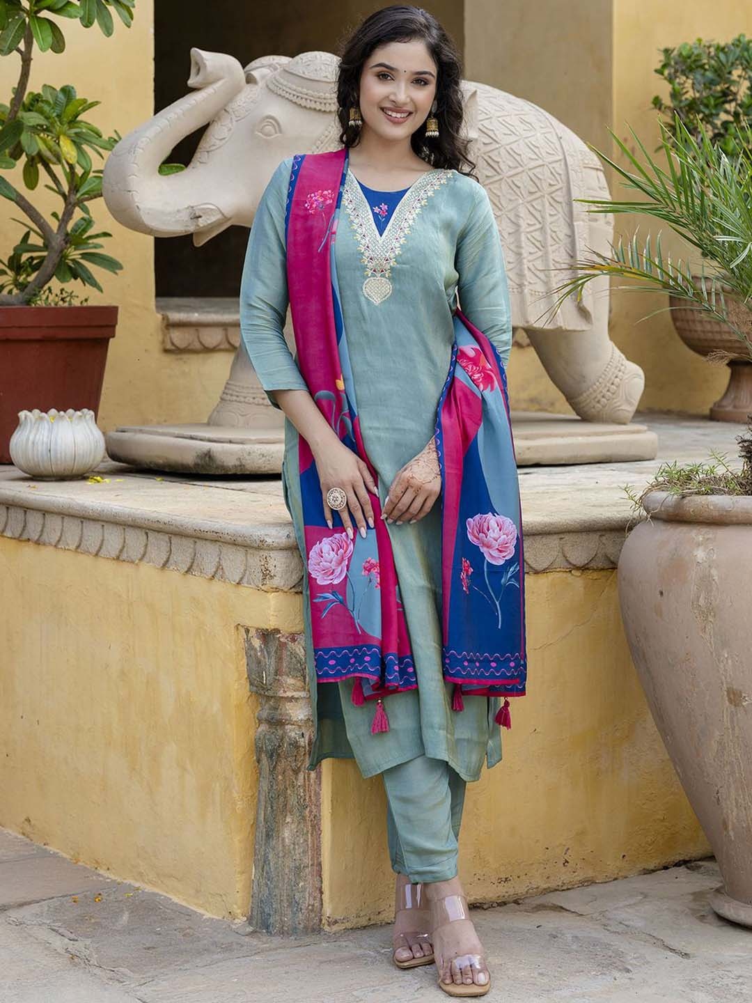 

Navlik Women Ethnic Motifs Embroidered Regular Kurta with Trousers & With Dupatta, Blue