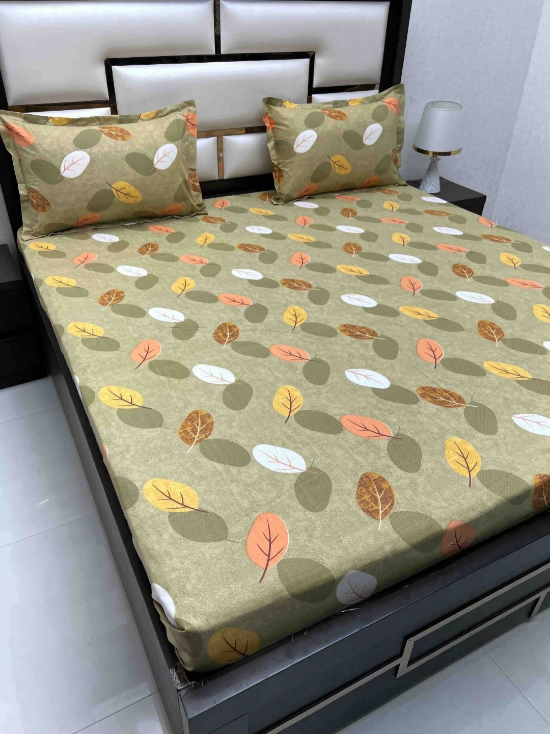 

Pure Decor Passion Green Printed Pure Cotton 230 TC Queen Bedsheet Set 2.26 m x 2.55 m