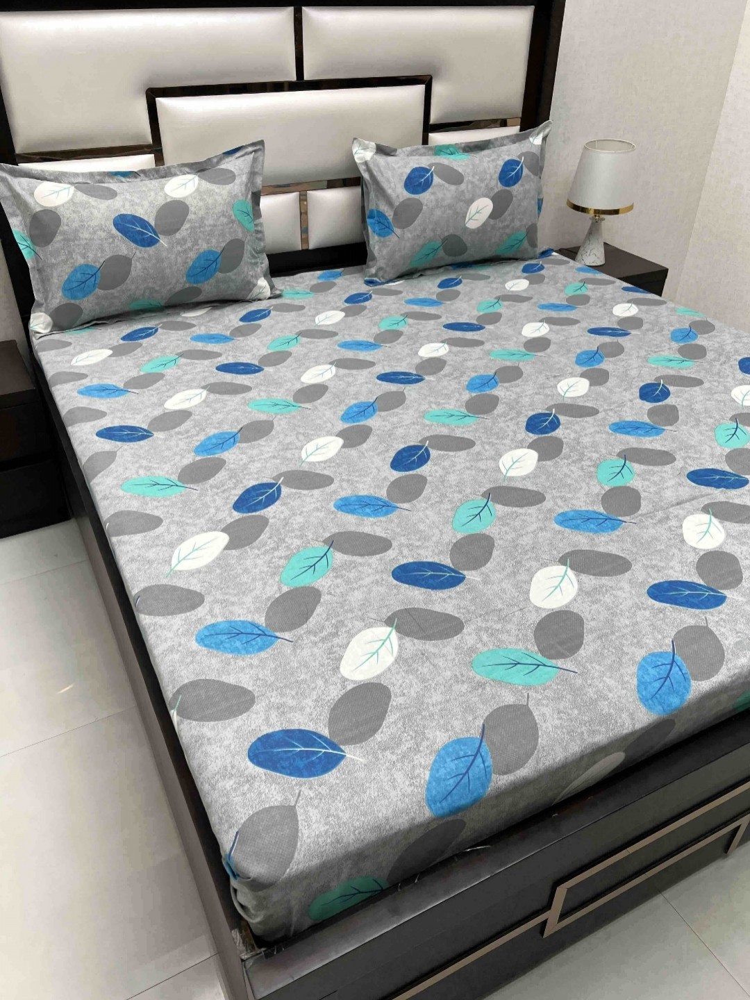 

Pure Decor Passion Grey & Blue Floral Pure Cotton 220TC Queen Bedsheet Set 2.26 m x 2.54 m