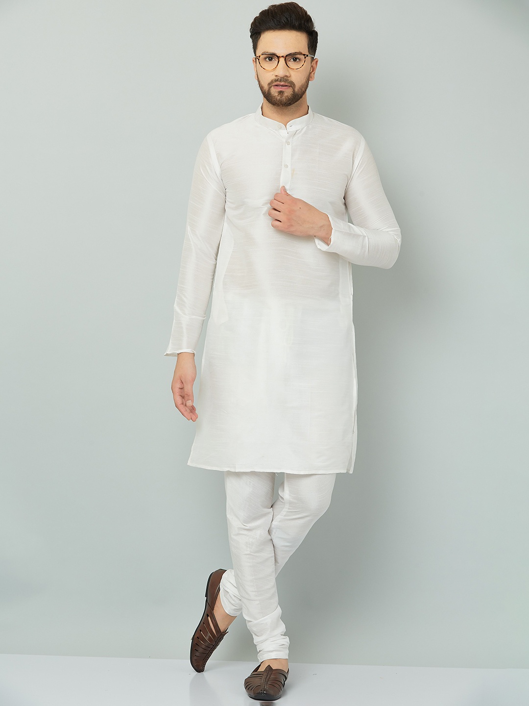 

LEMONX Men Regular Thread Work Pure Silk Kurta with Pyjamas, White