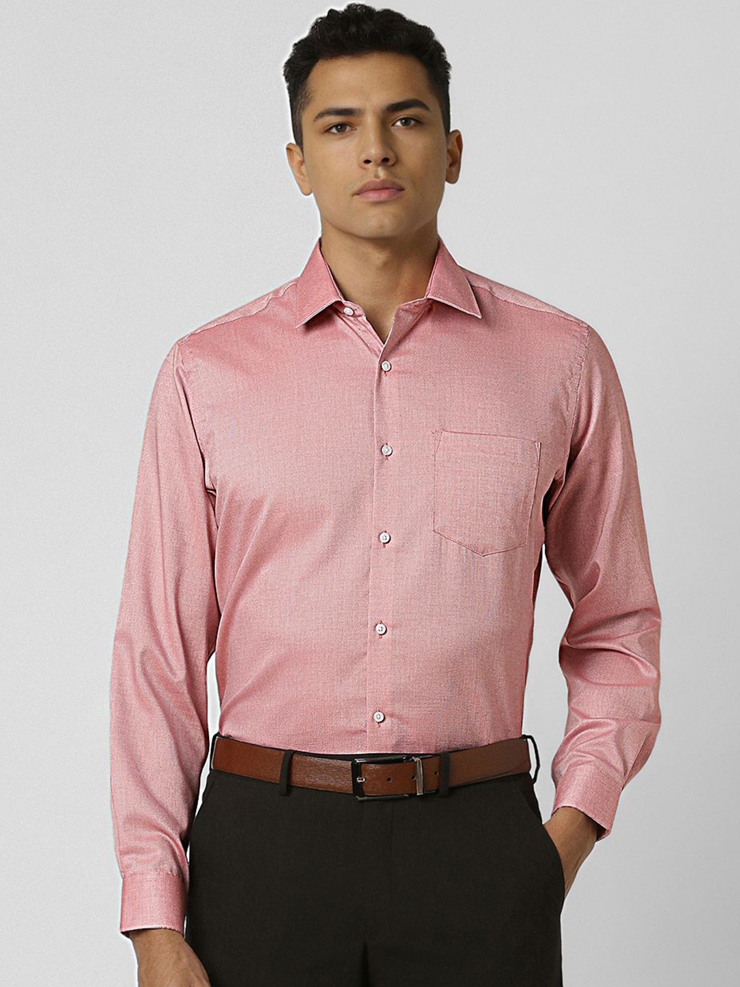 

Van Heusen Men Opaque Formal Shirt, Peach