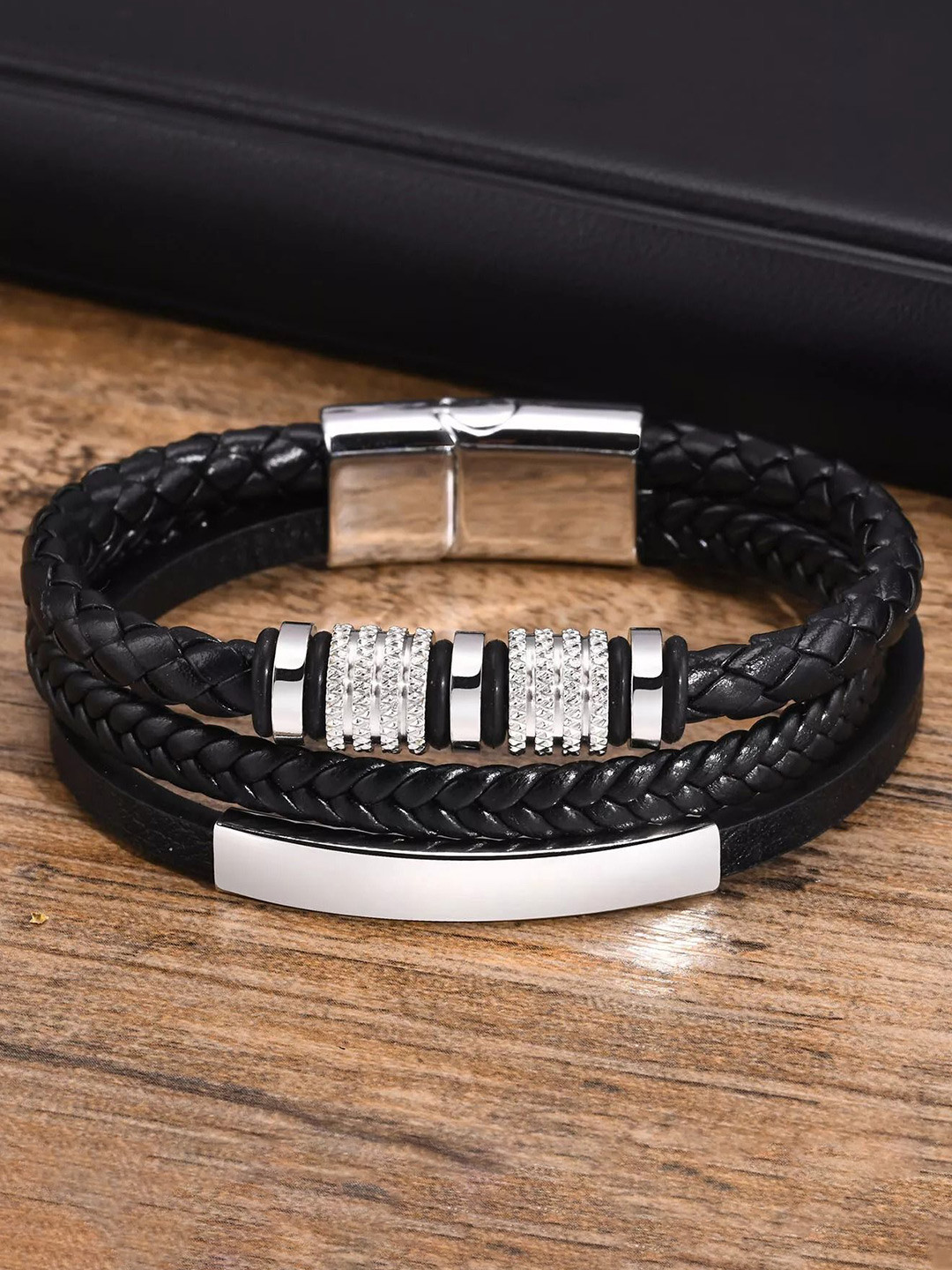 

The Roadster Lifestyle Co Silver-Plated Bracelet