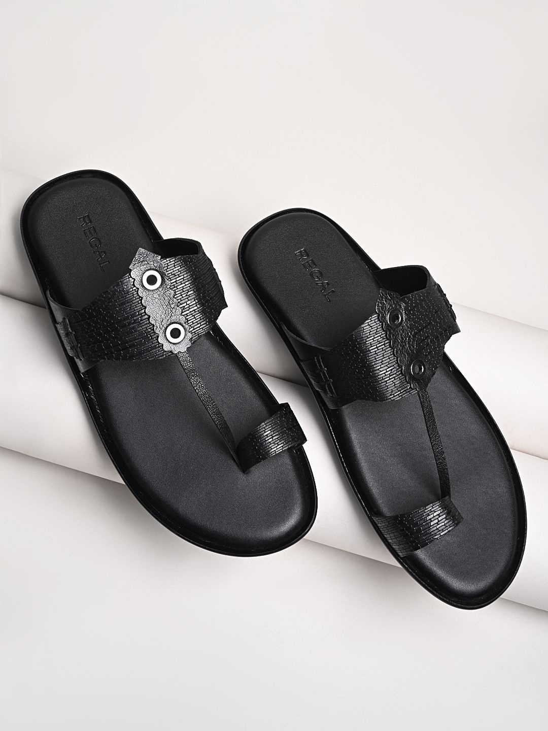 

Regal Men Leather Comfort Sandals, Black