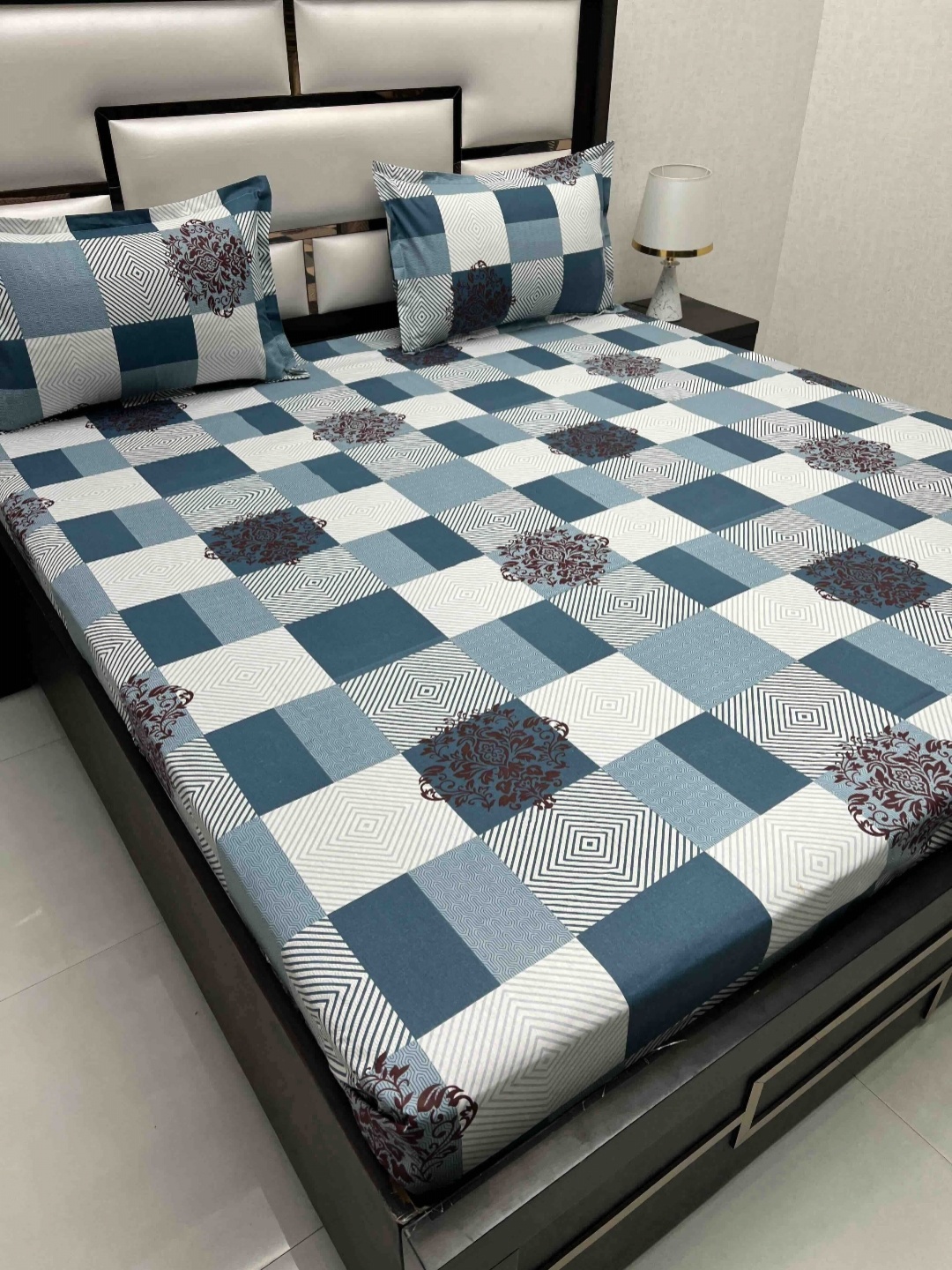 

Pure Decor Passion Teal Geometric Printed 300 TC Queen Bedsheet Set 2.27 m x 2.55 m