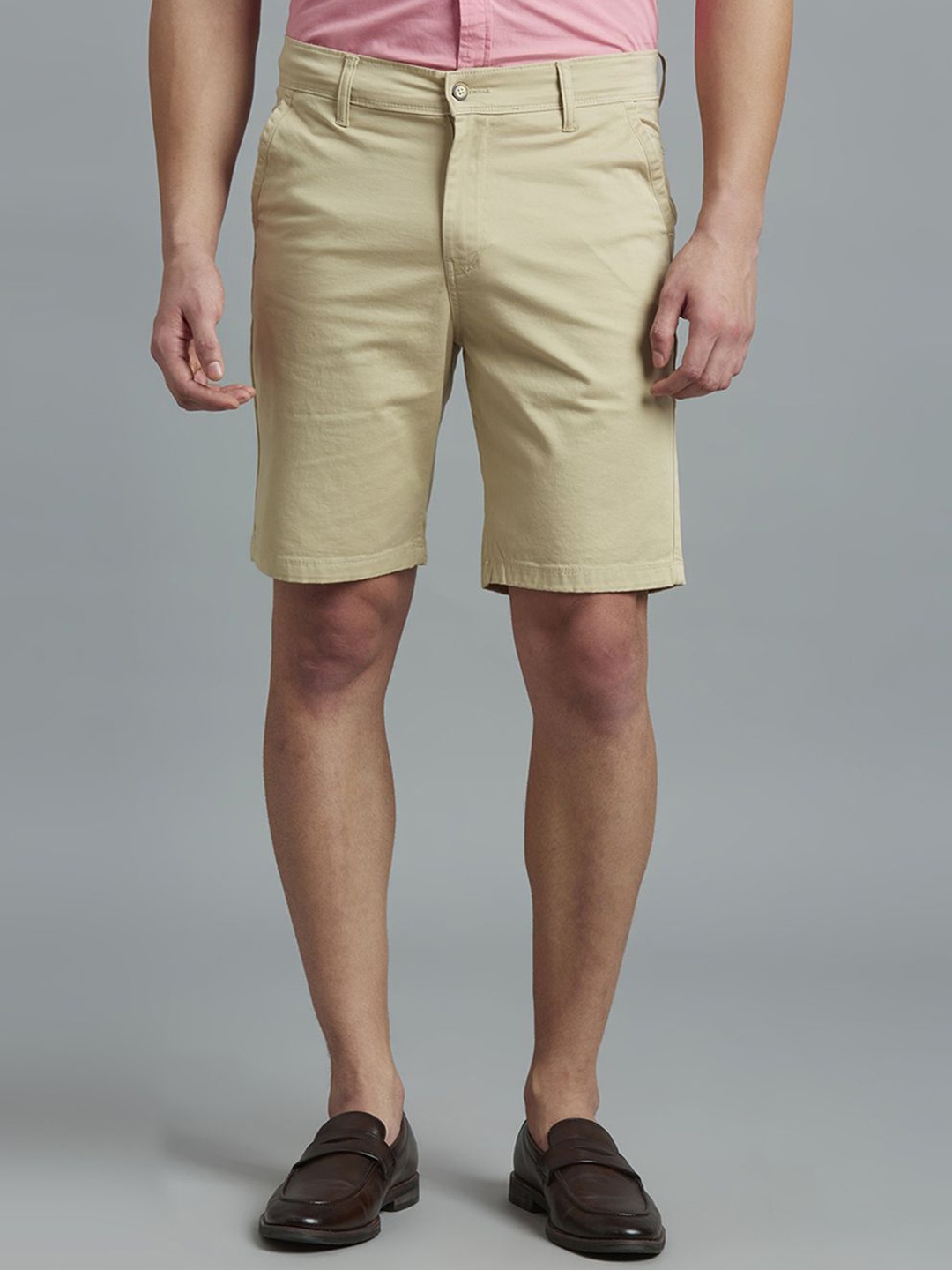 

Reid & Taylor Men Mid-Rise Regular Cotton Shorts, Beige