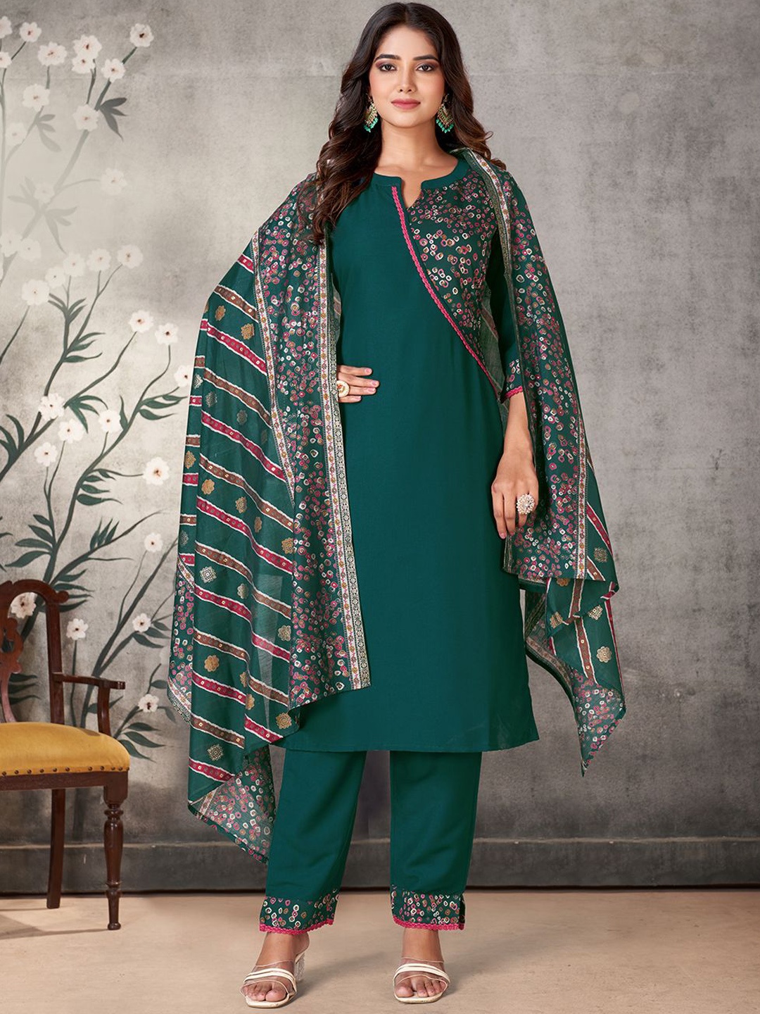 

KALINI Women Ethnic Motifs Printed Regular Kurta with Trousers & With Dupatta, Green