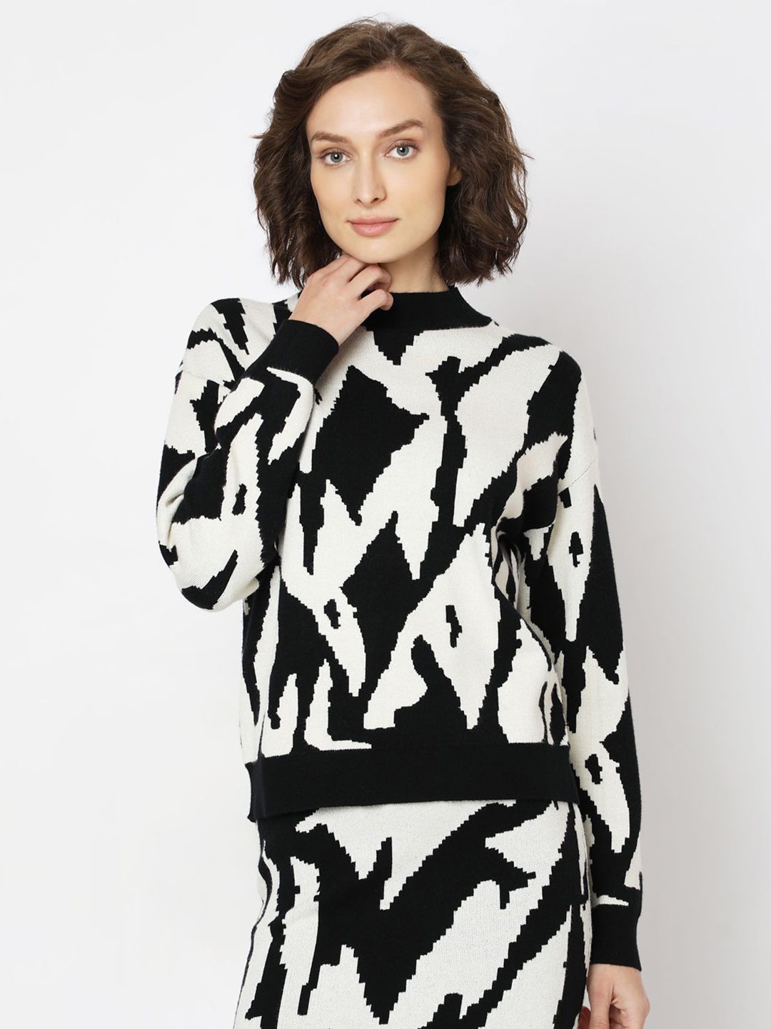 

Vero Moda Women Printed Pullover, Black
