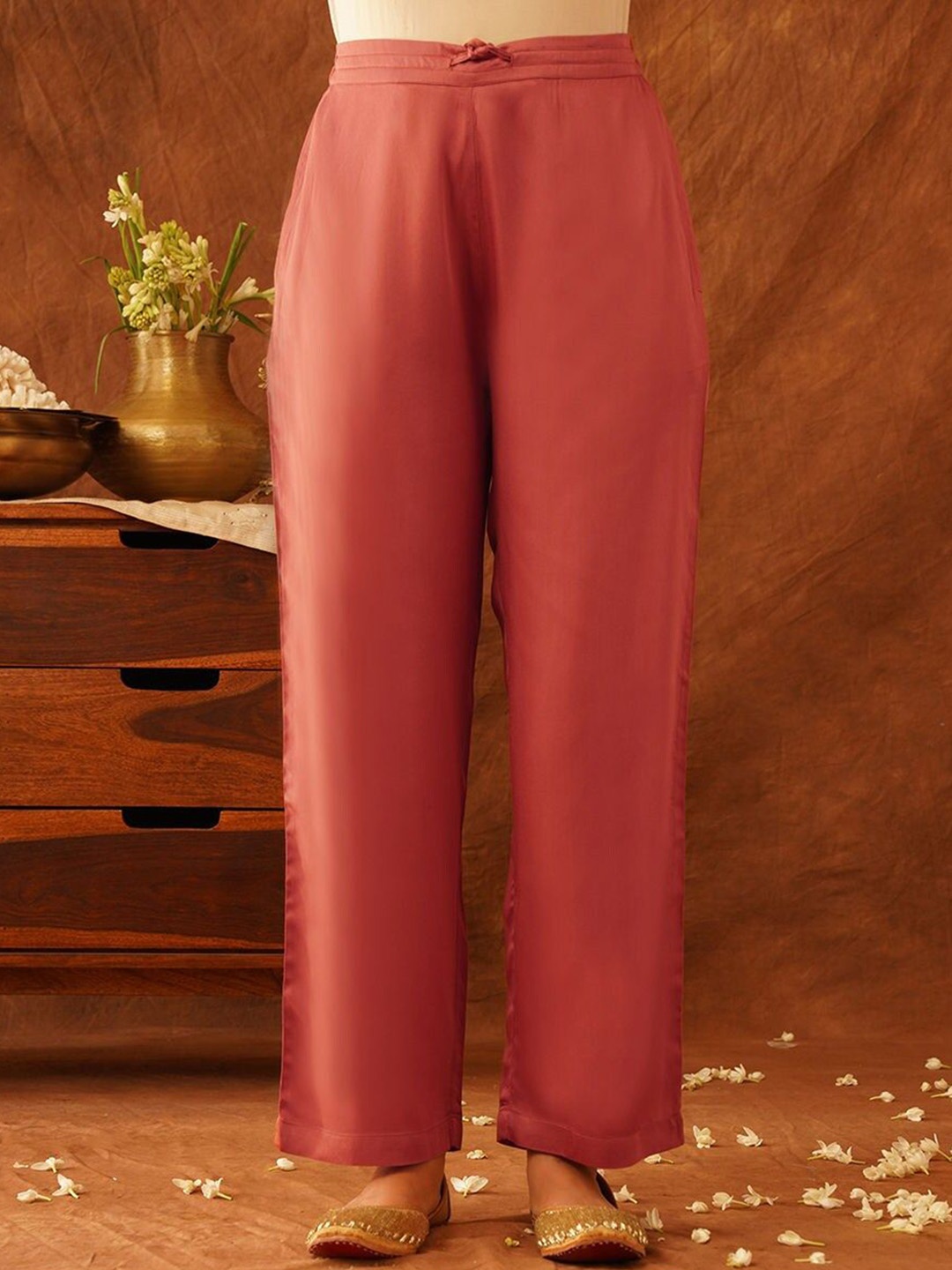 

JAYPORE Women Straight Fit Chinos Trousers, Rust