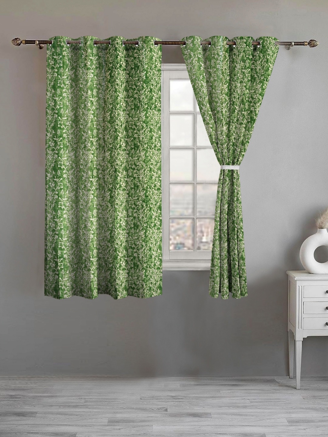 

Lunar Days Green Set of 2 Floral Room Darkening Window Curtains