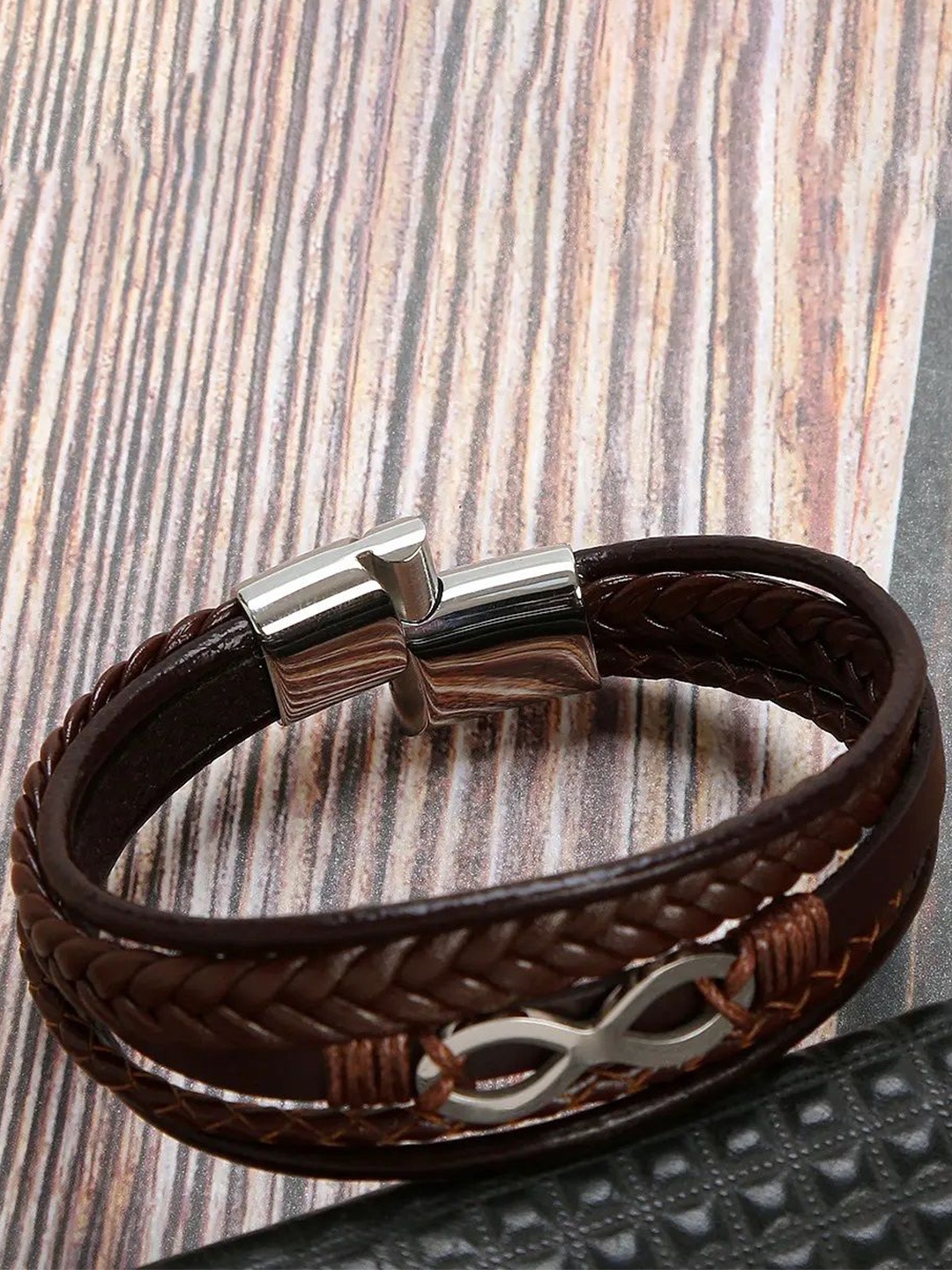 

The Roadster Lifestyle Co Silver-Plated Bracelet