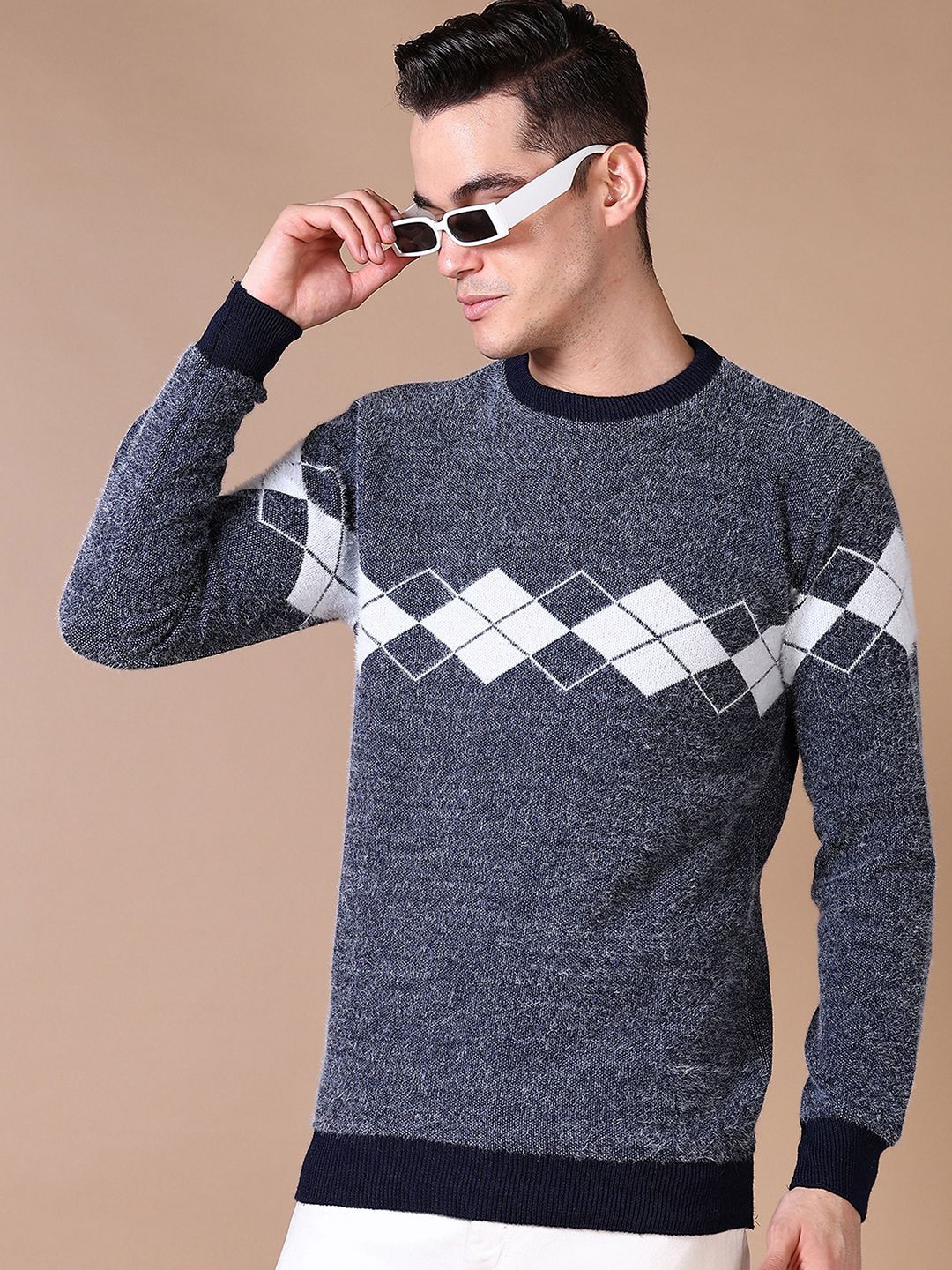 

V-Mart Men Self Design Round Neck Pullover, Grey