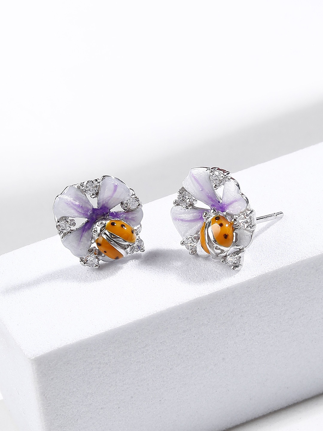 

DIAVO Rhodium Plated 925 Sterling Silver CZ Studded Contemporary Studs Earrings