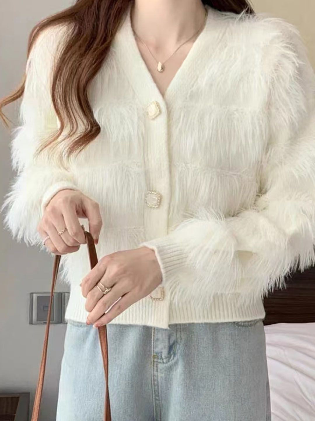 

StyleCast Women Woollen Crop Cardigan, Off white