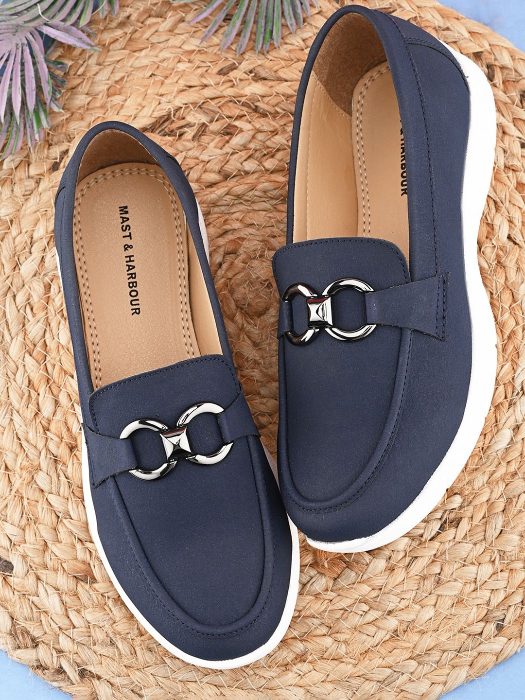 

Mast & Harbour Women Suede Loafers, Blue