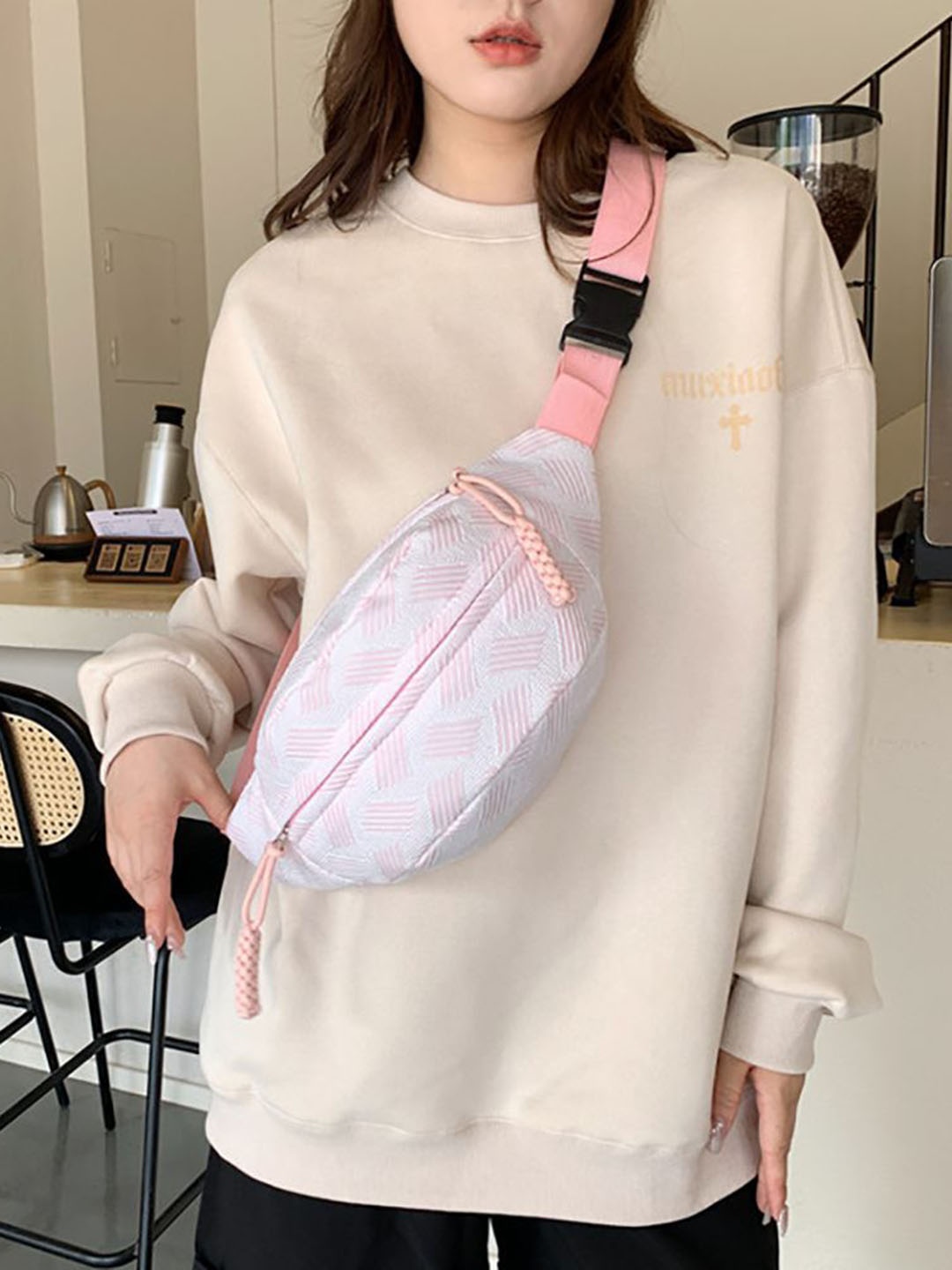 

StyleCast x Revolte Textured Hobo Bag, Pink