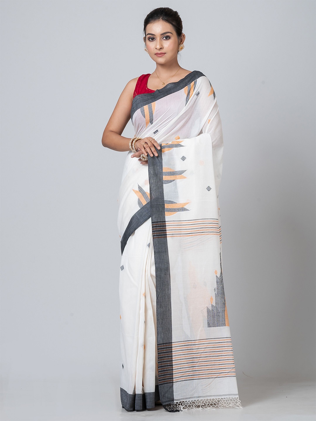 

PUKU Ethnic Motifs Pure Cotton Jamdani Saree, White