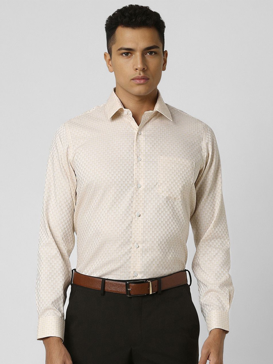 

Van Heusen Men Slim Fit Opaque Formal Shirt, Cream