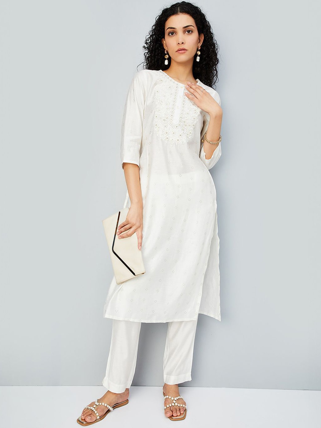 

max Women Embroidered Regular Kurta with Trousers, Off white