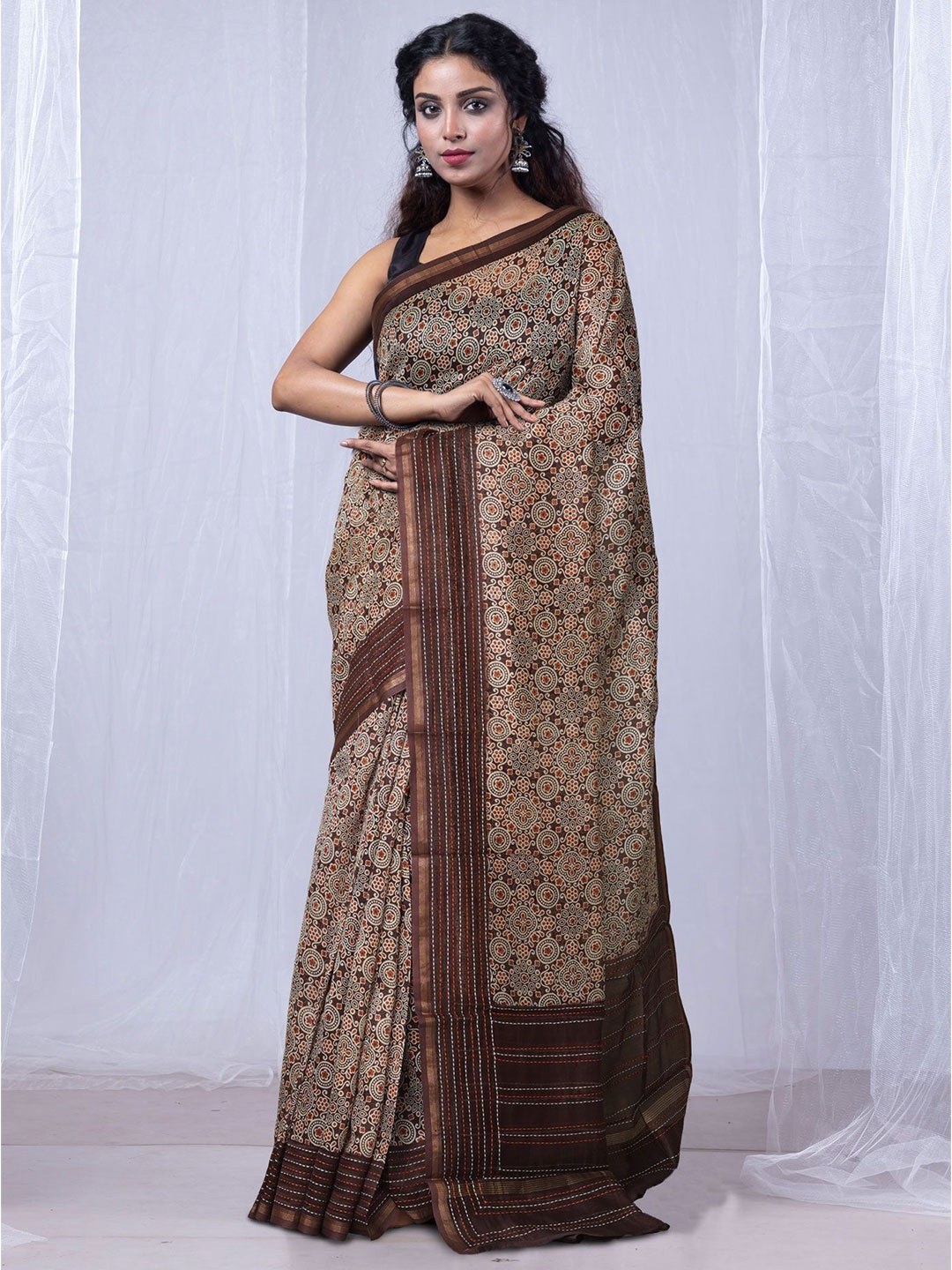 

Unnati Silks Floral Printed Zari Handloom Chanderi Saree, Brown