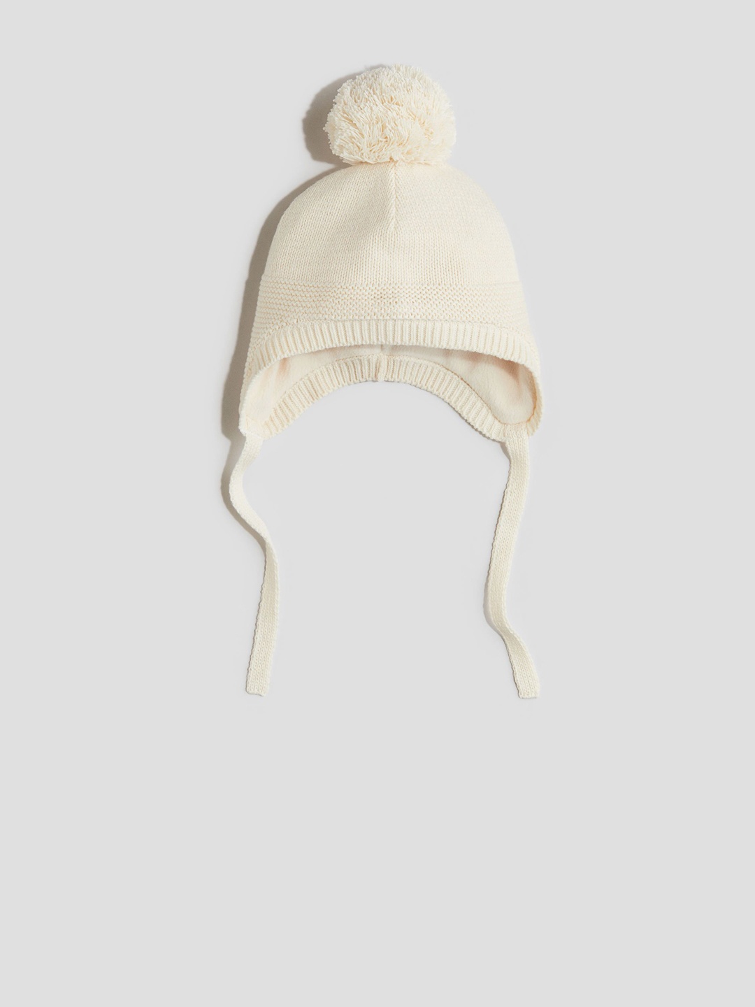 

H&M Boys Earflap Beanie Cap, White