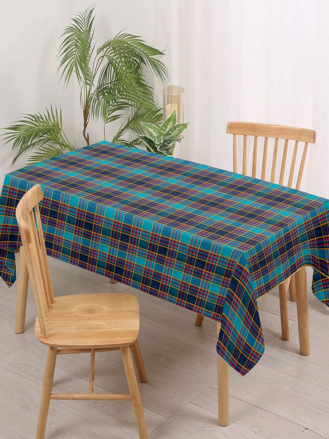 

Lushomes Green Geometric Printed Cotton 6-Seater Table Cover