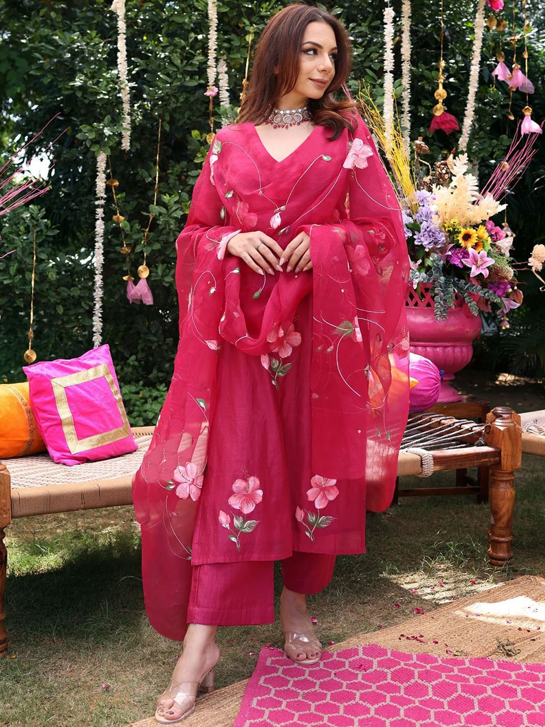 

Anni Designer Women Floral Printed Regular Kurta with Palazzos & With Dupatta, Pink