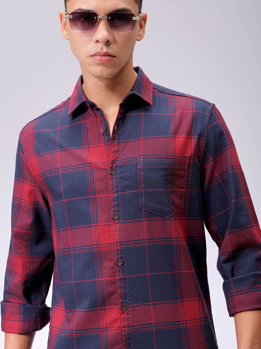 

The Indian Garage Co Men Slim Fit Opaque Checked Casual Shirt, Navy blue