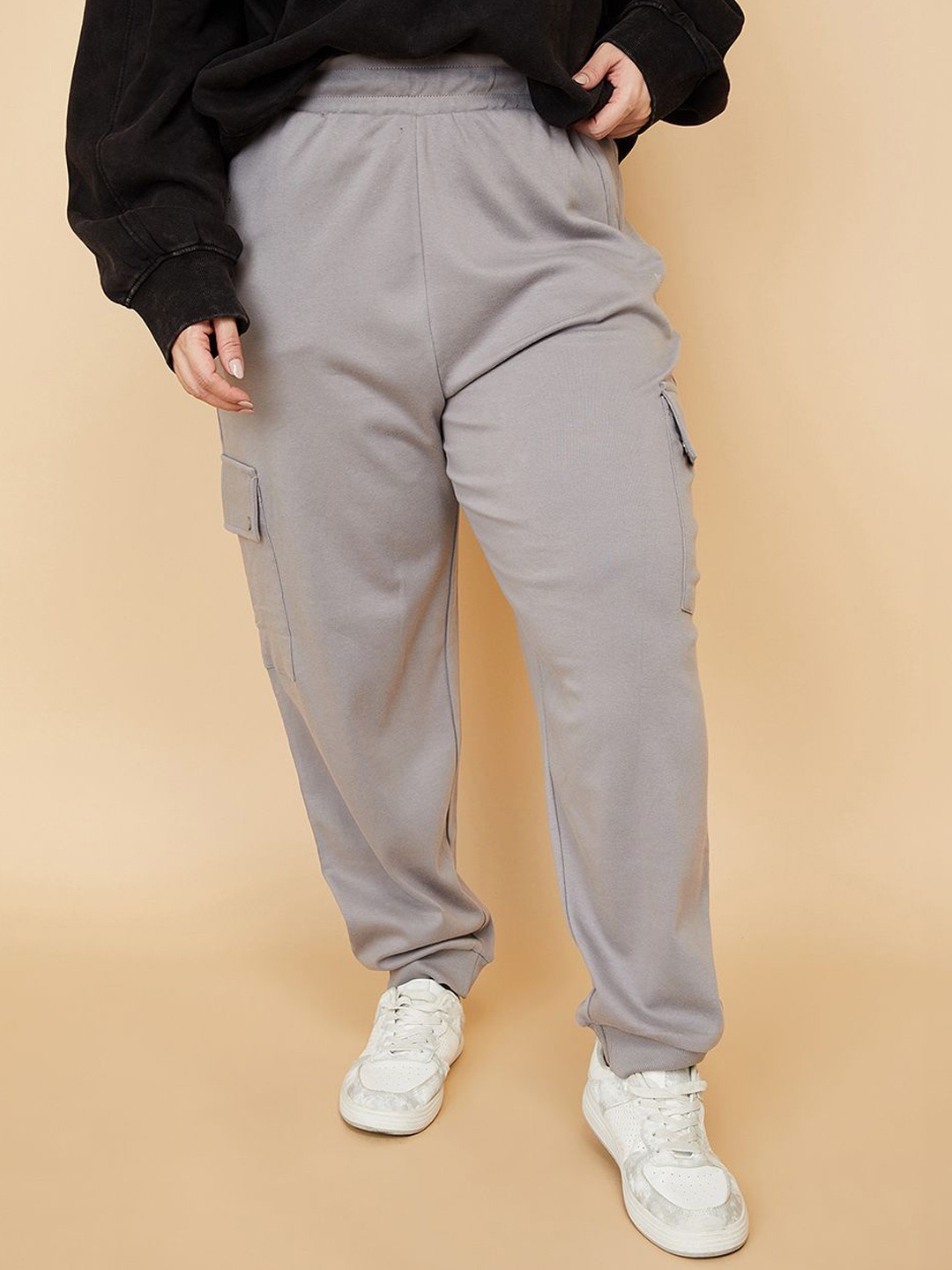 

max Women Pure Cotton Mid-Rise Joggers, Grey